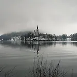 Апартаменты Apartmaji Volf