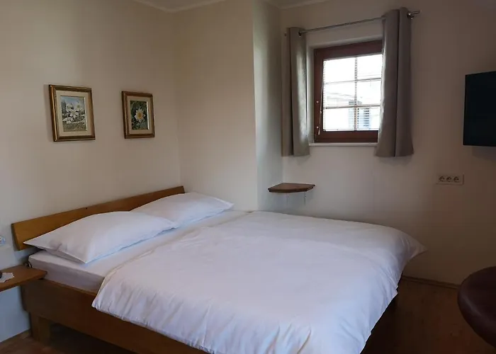 Апартаменты Apartmaji Volf Згорнье-Горье